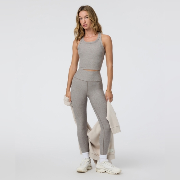 VUORI Set Of Tank & Leggins Cobblestone Heather Clean Elevation Size XS? - Picture 10 of 12